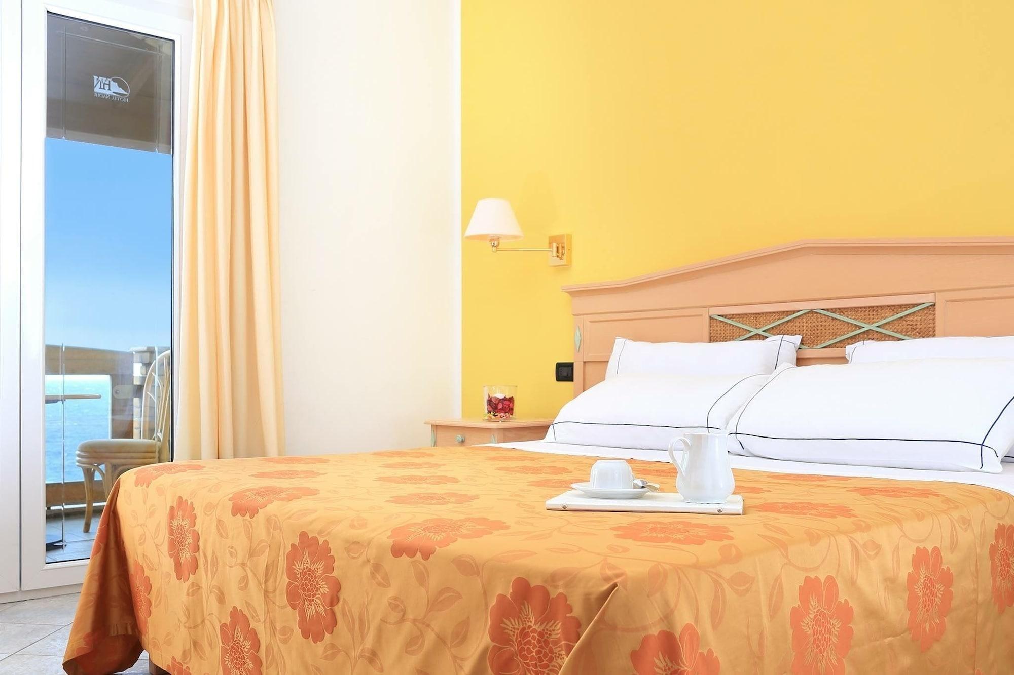 Hotel Nantis Castelsardo Exterior photo