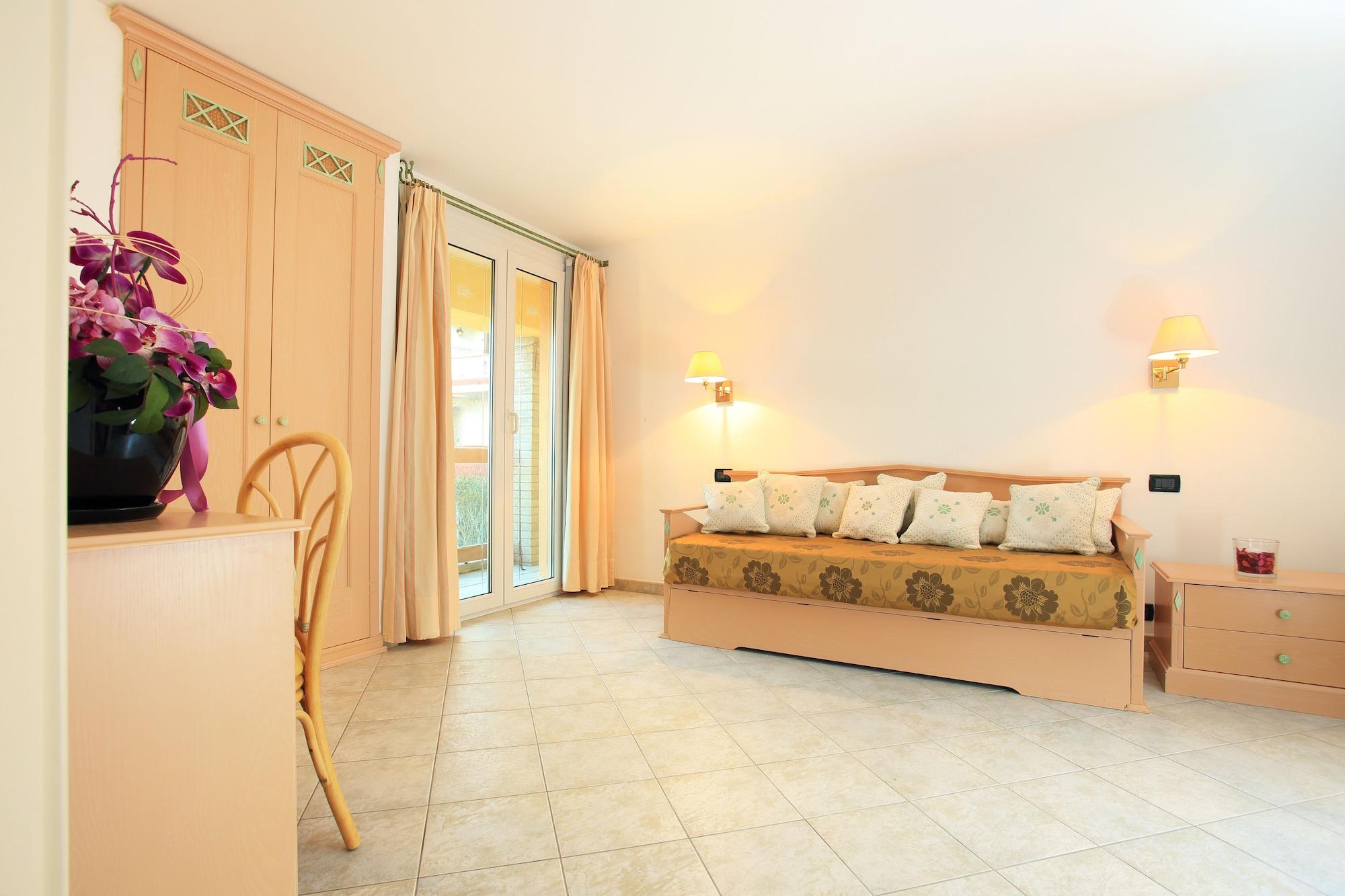 Hotel Nantis Castelsardo Exterior photo