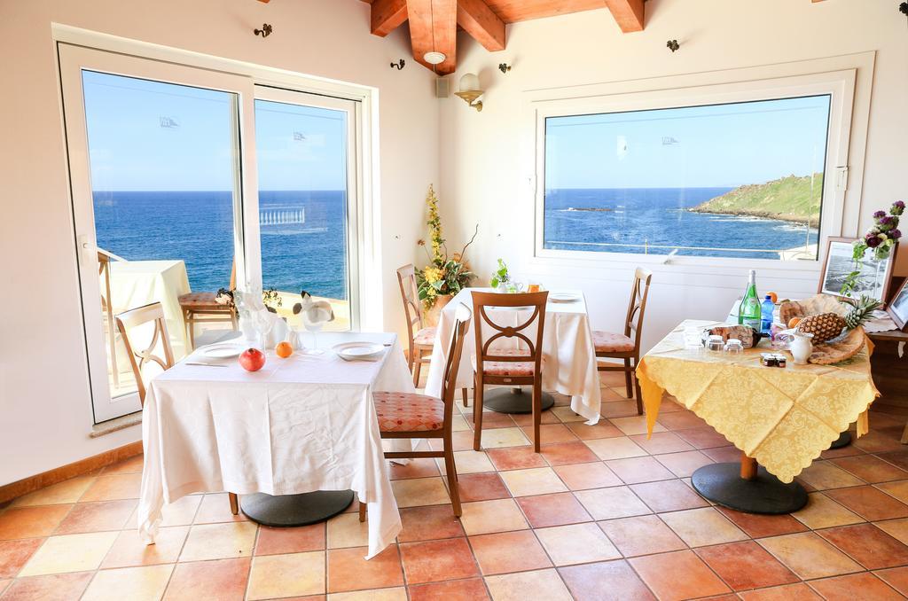 Hotel Nantis Castelsardo Exterior photo